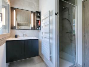 Chalet moderne à Saint-Gervais, 10 pers, sauna, proche pistes, parking, wifi - FR-1-663-46