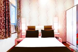 Hotel O Sindhi Camp Metro Station Jaipur