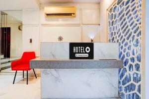 Hotel O Mumbai Versova Metro Station