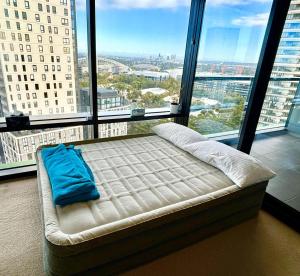 Amazing Olympic Park Apartment - Entire Place