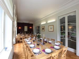 Group Villa with Pool & Sauna