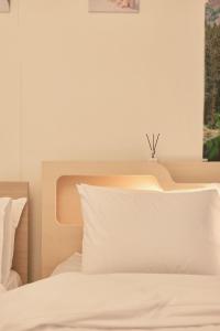 Itaewon Namsan View Stay, Midnight in Itaewon New