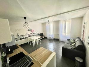 Chez Joyce - T2 Cosy & Moderne - Climatisé - Proche de la Cité médiévale