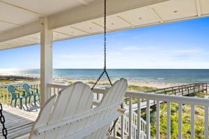 Sea Vous Play-3BR-Private Pool-Beachfront