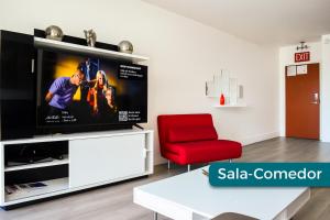 Modern Beach Apartment by Miami Te Espera - Hollywood Beach 6T