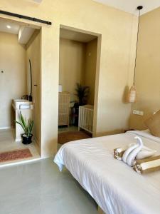 Jepun Hill Studios & Amed Jepun Divers