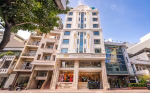 Le Saigon Grand Hotel