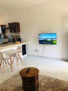 Wendys Da-Azizi Homes Diani