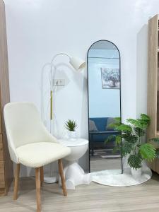 1BR Studio with WiFi and Pool Access