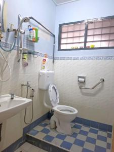 Acacia Guesthouse by ZamanJa