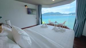 Salty Pearl Phuket 1