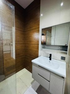 Vcube Residence - 2BR Apt Near Davao International Airport