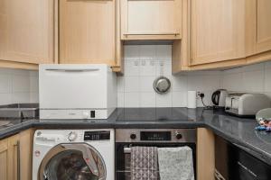 1 Bedroom Apartment Near Leicester Square