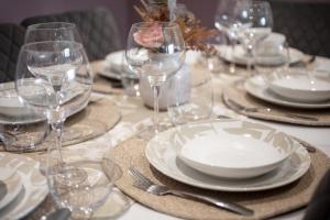 Cozy Central Gloucester 3 Bed with Free Parking