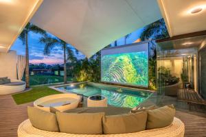 Rice field View with Sauna Projector and Jacuzzi Unique design