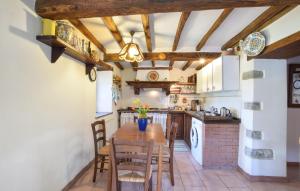 Nice Apartment In San Leo Bastia