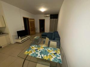 Spacious, one bedroom flat in an amazing location