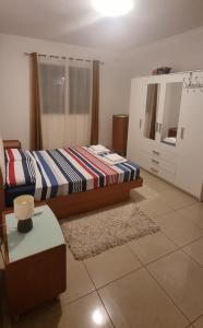 Spacious, one bedroom flat in an amazing location