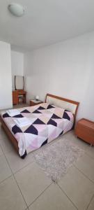 Spacious, one bedroom flat in an amazing location