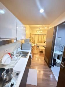 Makati Luxury Hotel Room Balcony Air Residence