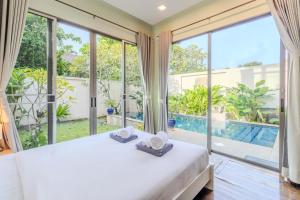 V241 3BR Peaceful Pool Villa, Garden & Jacuzzi