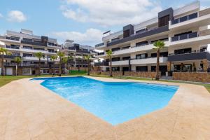 Covadonga Sunset - Elegant Apartment with Terrace & Pool