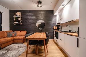 Ski Chalet C9 Ski-in Ski-out by Aavalevi