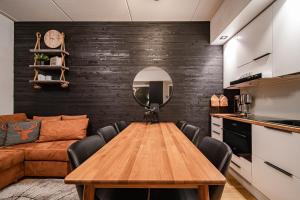 Ski Chalet C9 Ski-in Ski-out by Aavalevi