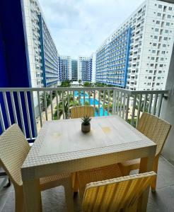 New 2-bedroom deluxe condo for 5 pax across Mall of Asia