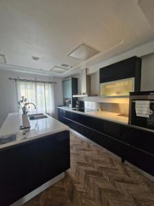 Rymlig lägenhet I hjärtat av Lindesberg 95kvm