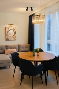 Manu Park Apartament z Garażem Centrum