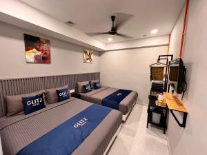 Glitz Hotel