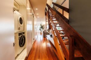 3BR Penthouse Harbour Views