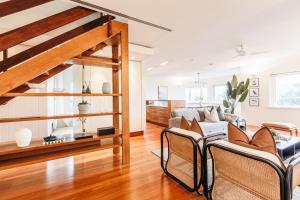 3BR Penthouse Harbour Views