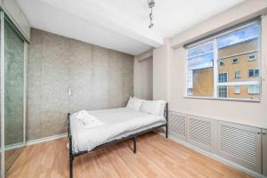 2 Bedrooms Flat in Little Venice