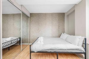 2 Bedrooms Flat in Little Venice