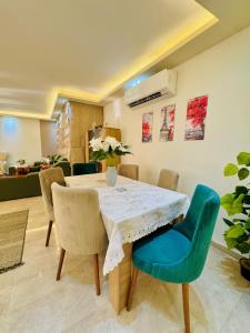 روف 3 غرف بإطلاله كاملة علي النيل