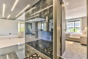 Breathtaking Scenery from this 2-bed Self-Catering