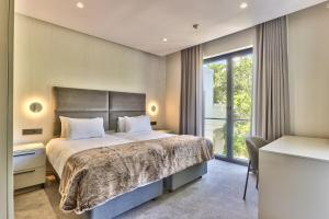 Breathtaking Scenery from this 2-bed Self-Catering