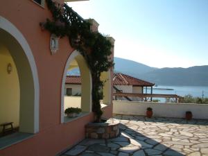 Pleoussa Studio and Apartments Skopelos Greece