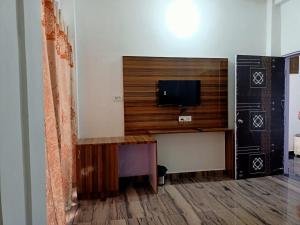Hotel Ravya Inn