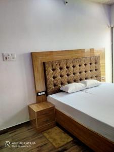 Hotel Ravya Inn