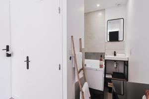 LES BULLES DE MONA - Alcove - Spa - Clim