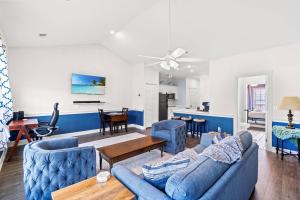 Cozy 1 BR- Sleeps 4 with Pool