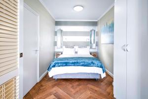 Cozy Harbour View Apartment in Granger Bay