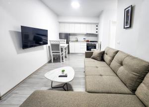 WE LOVE TIRANA Central Apartments Blloku