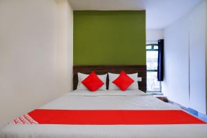 Hotel O Home Hotel R Square Nacharam