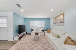 4BR Escape - Mtn Views Private BBQ