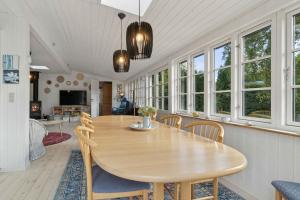 Charming Cottage Close To The Beach