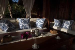 Mandarina Beach House